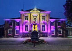 Faimes s'illumine en rose